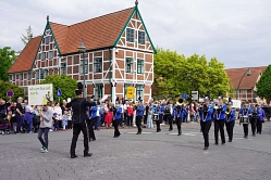 Showband Jork beim Blütenkorso 2024&nbsp;&copy;&nbsp;Imke Lohmann